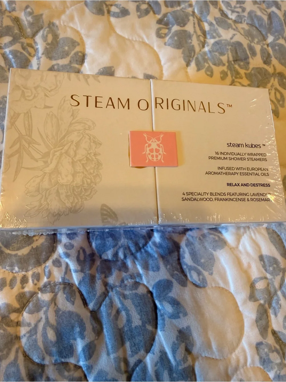 Steam Originals Steam Kubes Shower Steamers - White with Coral Accent